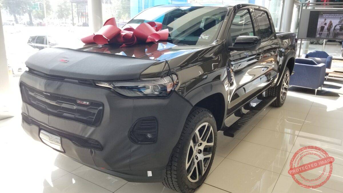 Colorado 2024-25 (NO APLICA VERSION ZR2) - Image 1