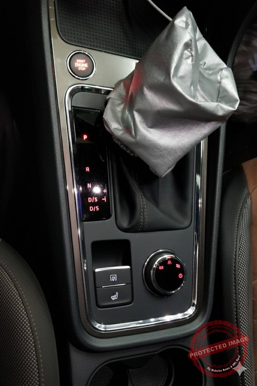 Imagen de WhatsApp 2025-10-28 a las 10.08.21_d18d7f39 Kit 3 piezas servicio. (cubre asiento tamaño estandar + cubre volante + cubre palanca ) - Image 1