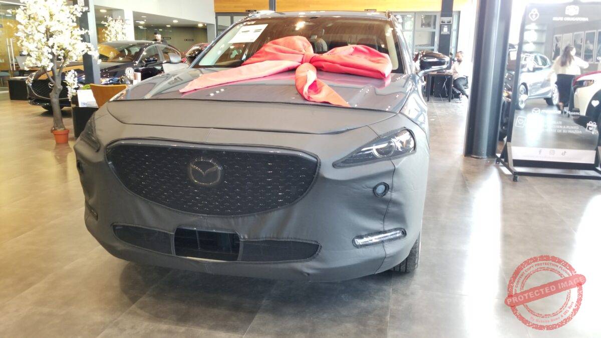 Mazda CX30 2026 Signature - Image 2